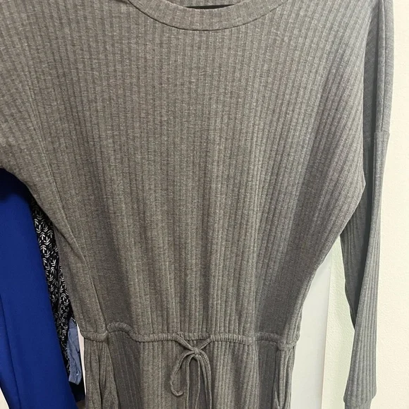 SHEIN Elegant Gray Ribbed Knit Dress midi front tie long sleeve medium - Picture 2 of 3